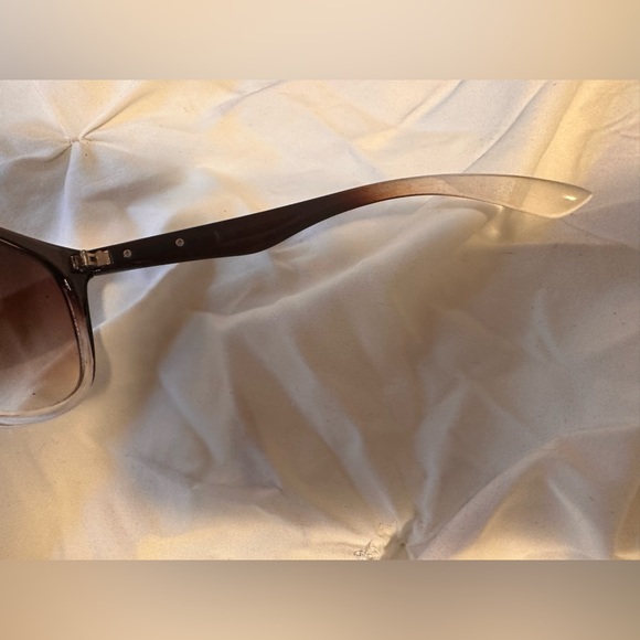 Kardashian sunglasses - Picture 8 of 10